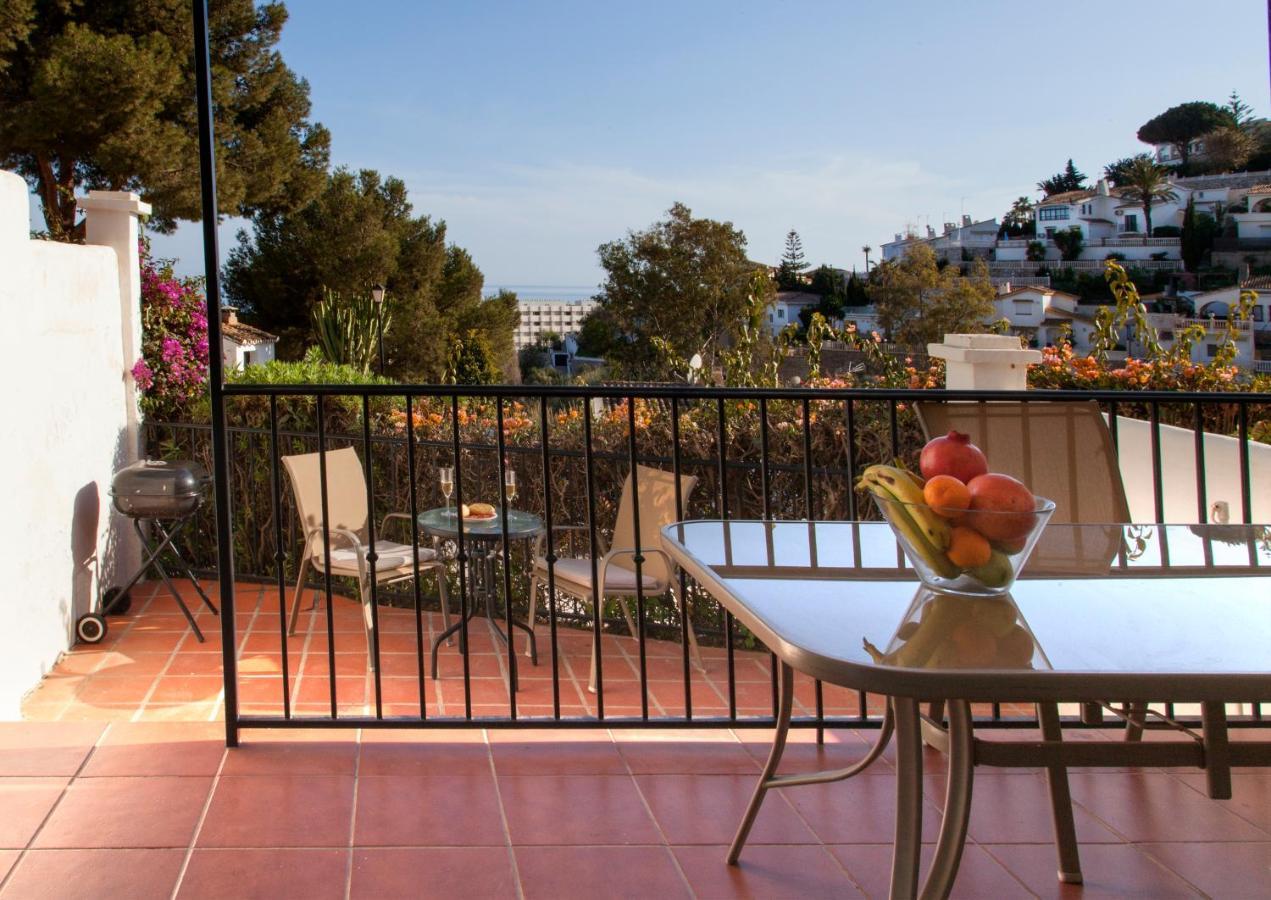 Agradable Adosado Con Piscina La Hidalga Villa Benalmádena Dış mekan fotoğraf