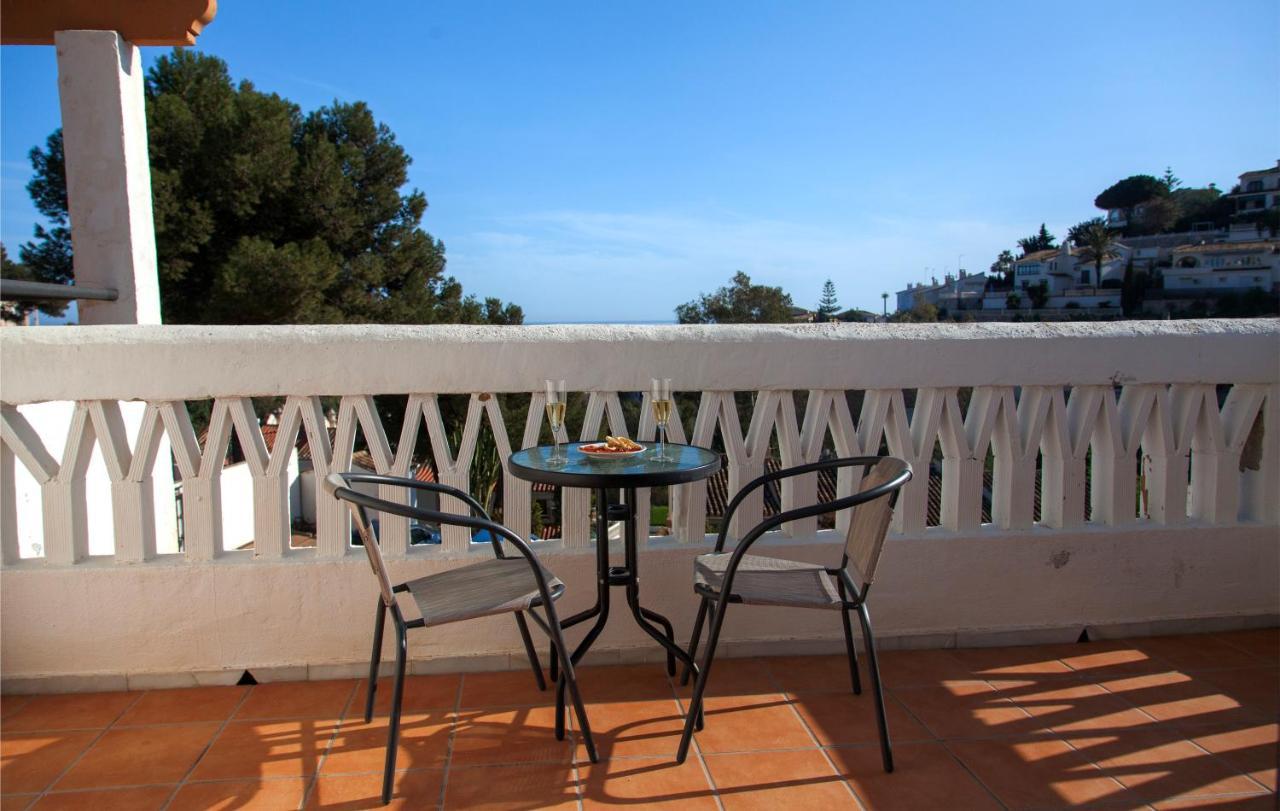 Agradable Adosado Con Piscina La Hidalga Villa Benalmádena Dış mekan fotoğraf