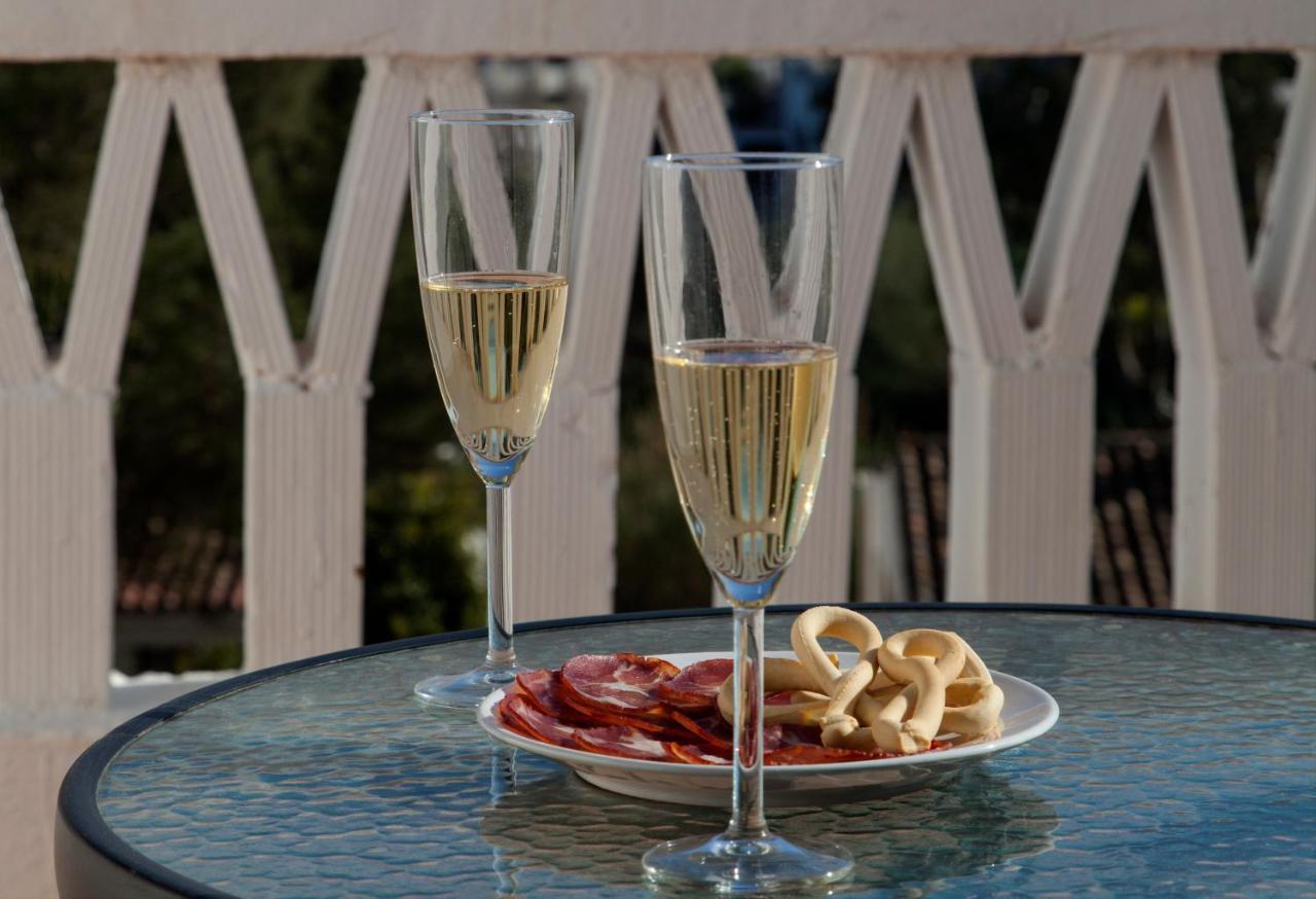 Agradable Adosado Con Piscina La Hidalga Villa Benalmádena Dış mekan fotoğraf