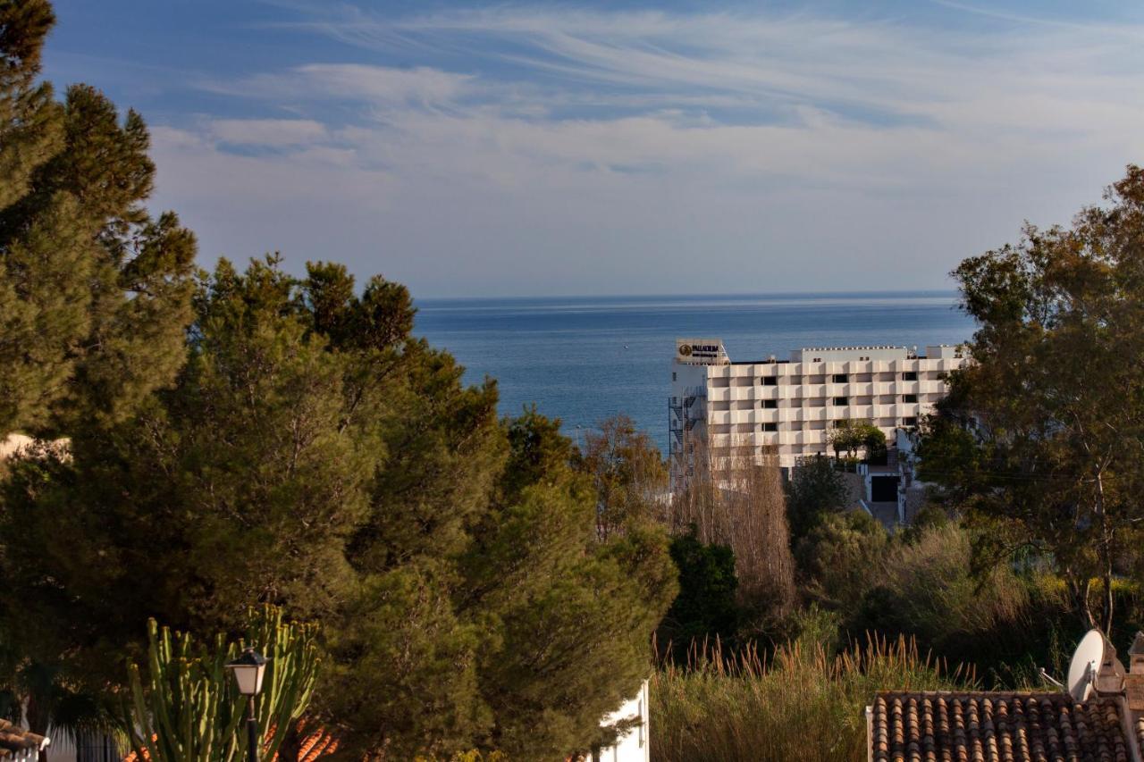Agradable Adosado Con Piscina La Hidalga Villa Benalmádena Dış mekan fotoğraf