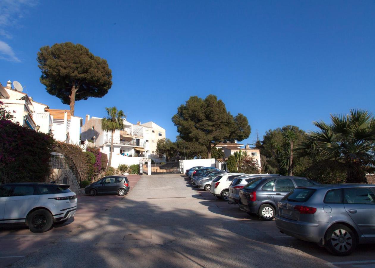 Agradable Adosado Con Piscina La Hidalga Villa Benalmádena Dış mekan fotoğraf